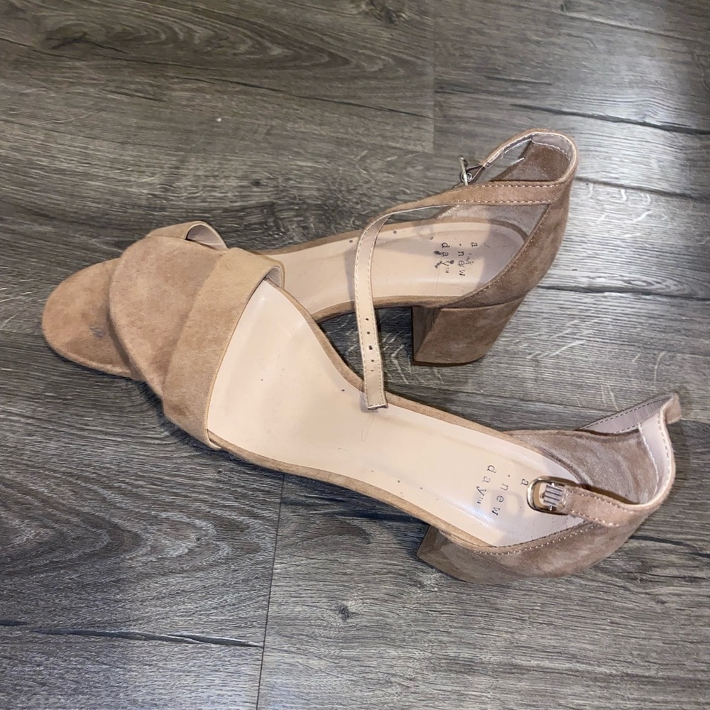Nude heels